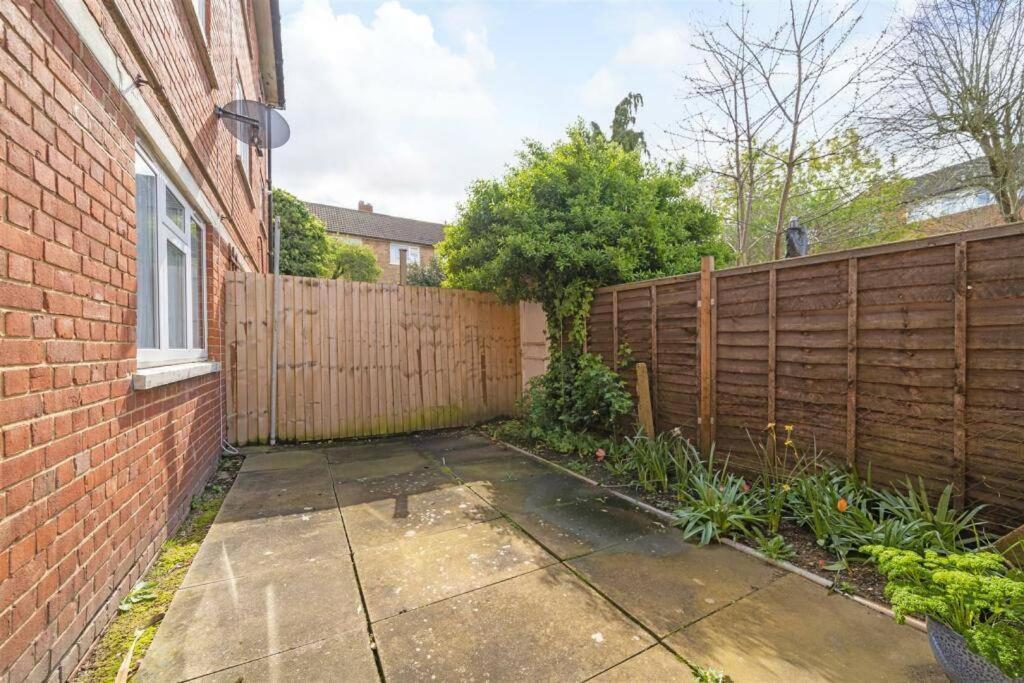 Cosy Entire One Bedroom Hideaway Bromley Exterior foto